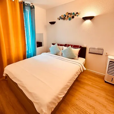 Ryan Homes - In Aparthotel, La Defense