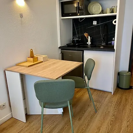 Ryan Homes - In Aparthotel, La Defense 3*